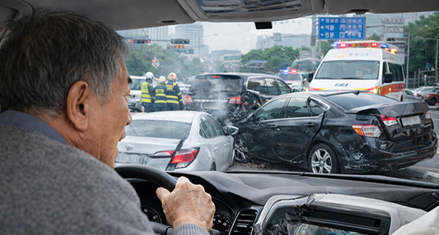 고령 교통사고 환자, 자생 비수술 치료로 통증·기능장애 모두 개선(SCI급 국제학술지 게재) - 자생의료재단