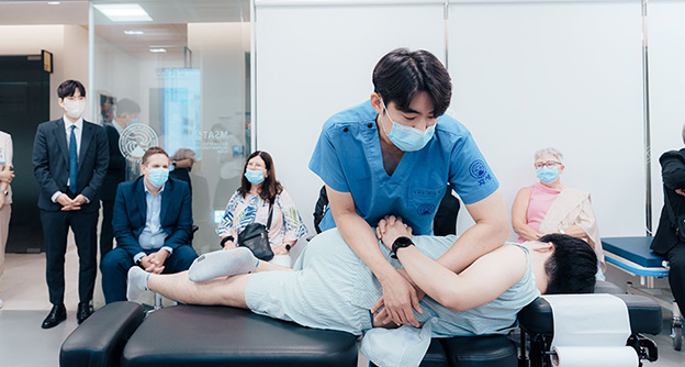 추나요법, 근골격계 통증 치료에 일관된 선호도 확인(SCI급 국제학술지 게재) - 자생의료재단